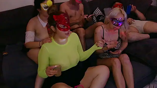 Hanzadekerem online show from October 12, 2:08 pm