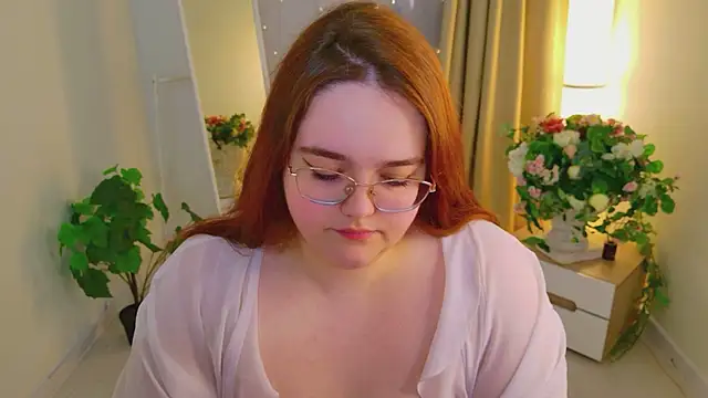 Neko Moor online show from May 21, 1:53 pm
