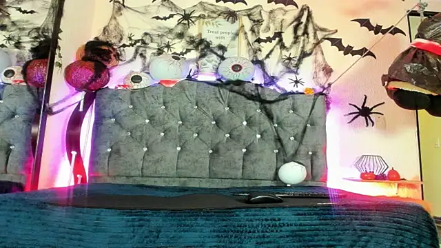 karol rose online show from October 14, 4:26 am