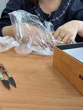 PhuongNhi21 online show from October 31, 2:35 am