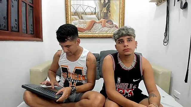 DavilANDkevin2 online show from September 11, 2:34 am