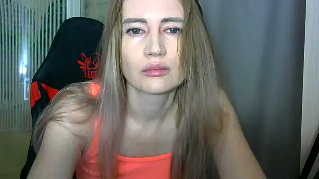 JessFoxxx online show from February 3, 3:59 am