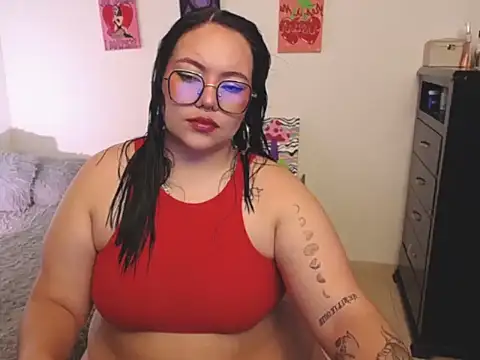 maily888  online show from September 19, 7:02 pm