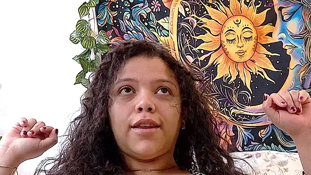 Amanda sweet online show from May 5, 2:09 pm