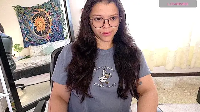 Amanda sweet online show from May 11, 1:35 pm