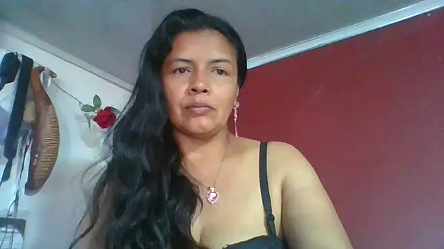 DianaOchoa  online show from May 24, 10:41 pm