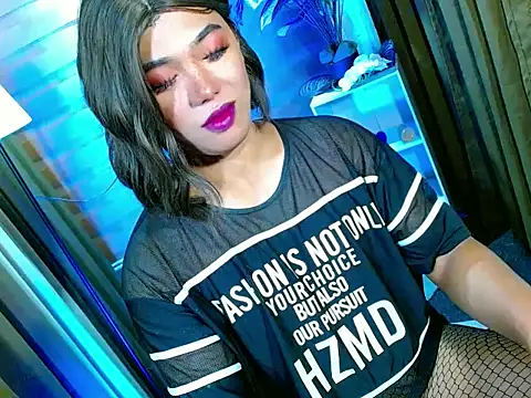 bigfattycocksonya27 online show from May 17, 10:36 am