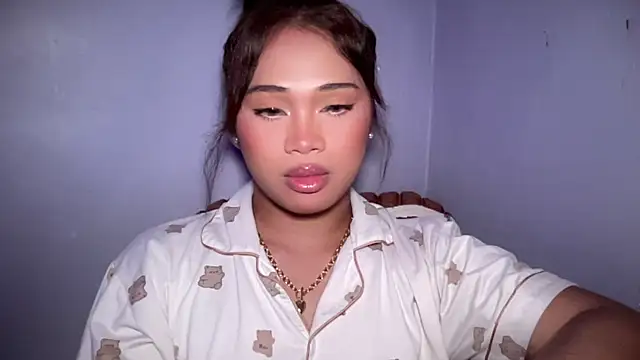 Exotic alyssa69 online show from May 13, 6:24 pm