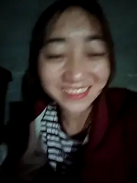 Zhan99999 online show from May 10, 1:35 pm