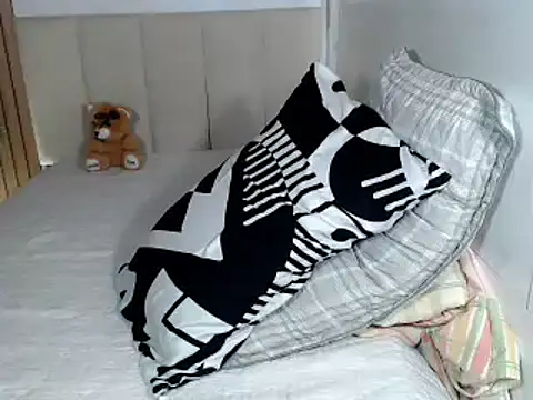 SluttyJedy online show from February 3, 1:48 am