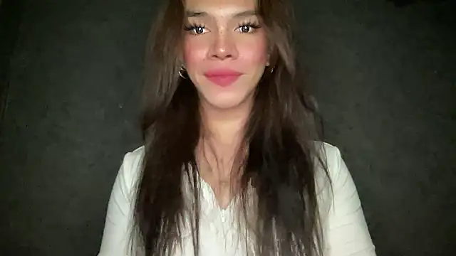 Misselliefayexxx online show from November 3, 9:52 pm