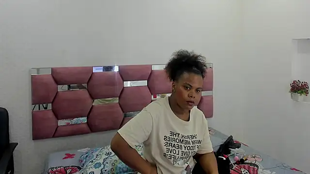 MiiaSmith   online show from October 8, 8:35 pm