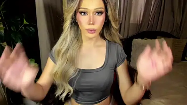 Candicebloom online show from May 23, 1:48 am