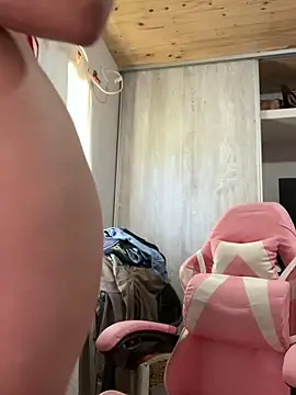 irisdollbb online show from September 22, 12:36 pm