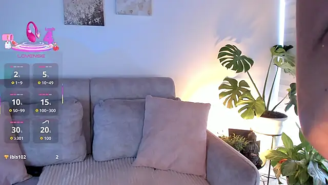 Estrer collins online show from February 10, 8:12 pm