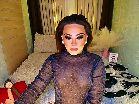 hot wildivana online show from October 19, 2:13 am