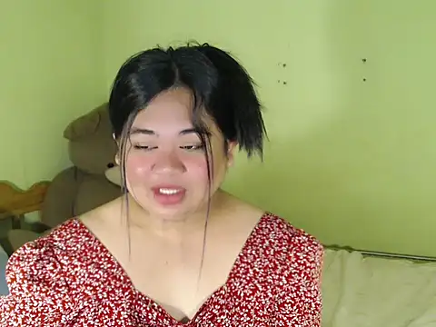 Im ur mother online show from May 5, 4:10 pm