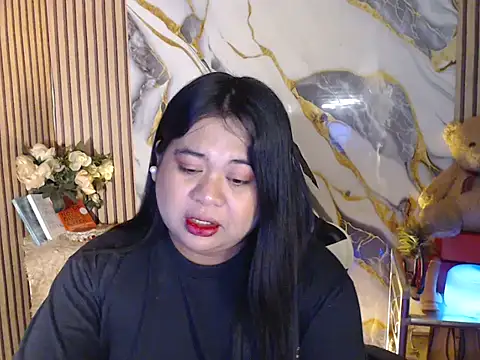 Im ur mother online show from May 10, 1:35 pm
