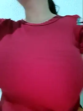 Shiny Babe online show from March 31, 7:30 am