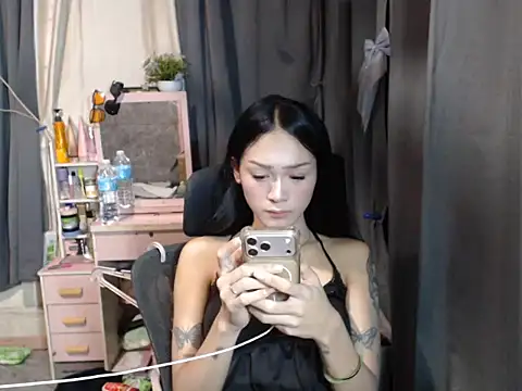 miss h0tmissy online show from June 27, 4:46 pm