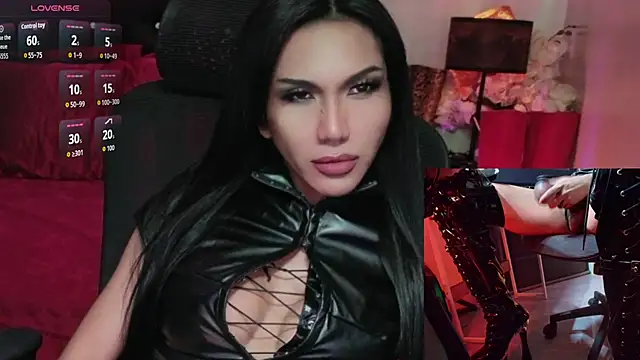 JadeScarlet LoveLace online show from May 23, 8:29 pm