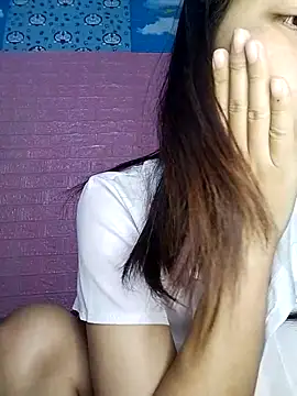Snapshot of Heny_LT chatting on October 18, 2:03 am Heny LT online show from October 18, 2:03 am