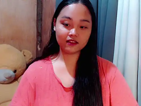  Lylia online show from November 30, 8:35 pm