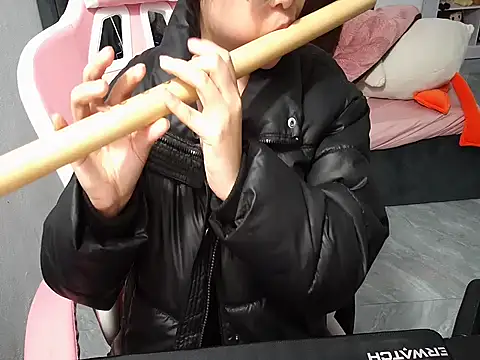 Ori-Yannie online show from November 19, 2:06 pm