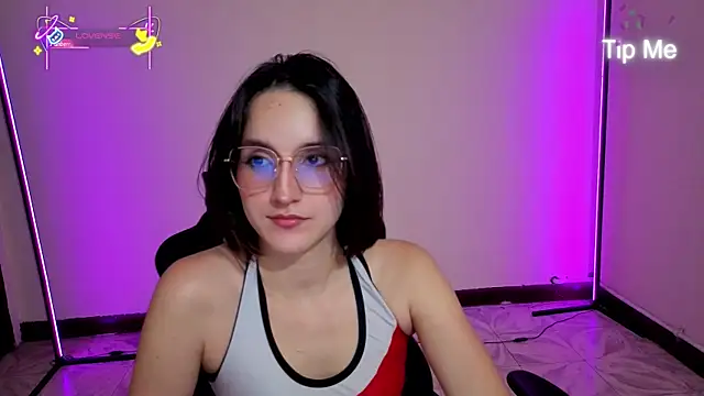 MiaLozanox online show from September 25, 8:46 am