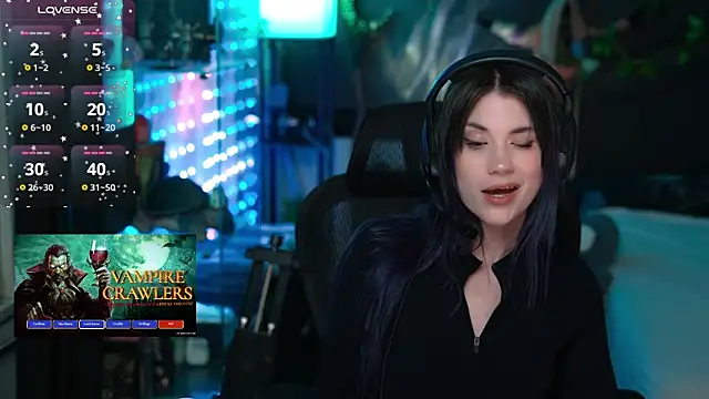 littlelune online show from April 27, 1:03 am