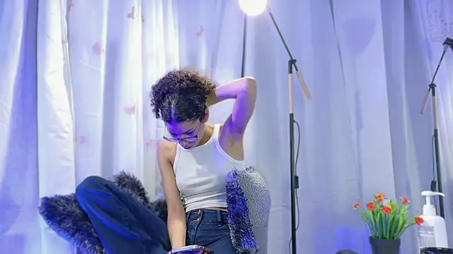 BeccaReedd online show from December 3, 2:36 am