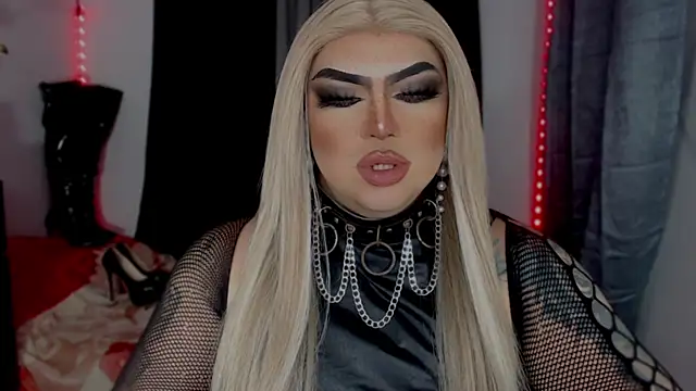 michellevixen922 online show from December 20, 11:53 pm