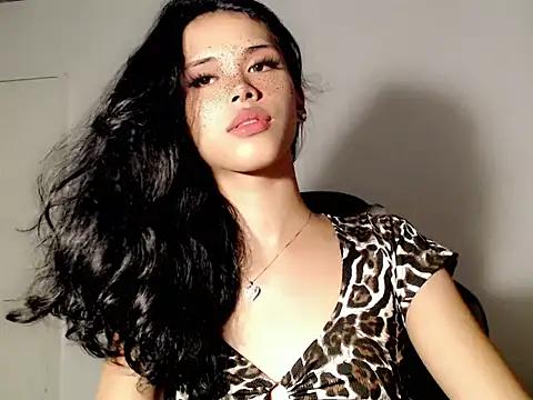 urcurlydiva online show from October 7, 5:06 pm