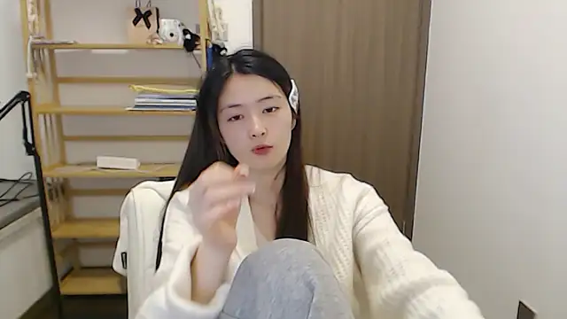 Mimi-cnbaby online show from March 28, 1:32 pm