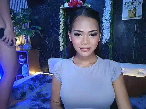 ur holly lexie online show from October 8, 3:38 pm