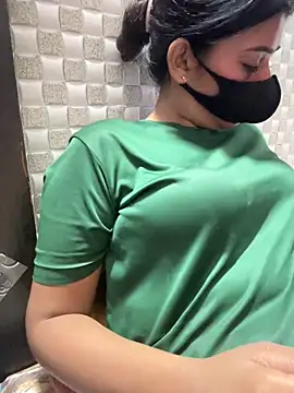Hot Jaanvi  online show from May 17, 10:36 am