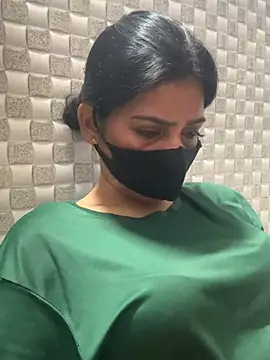 Hot Jaanvi  online show from May 21, 4:21 am