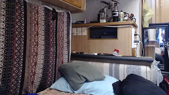 JaimeRhett online show from April 9, 6:19 am