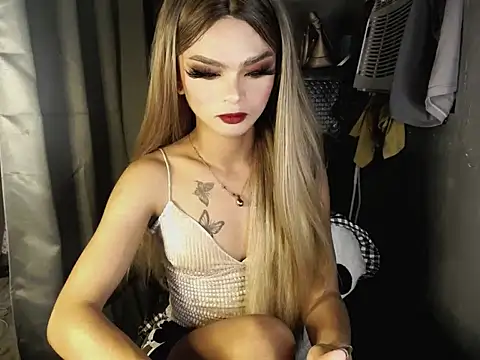 lexie malingera online show from April 1, 1:12 pm