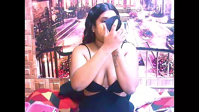 IndianChocolatepie4u online show from October 14, 5:43 am