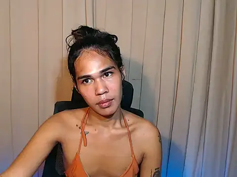 Ebony laxine online show from June 26, 10:27 am