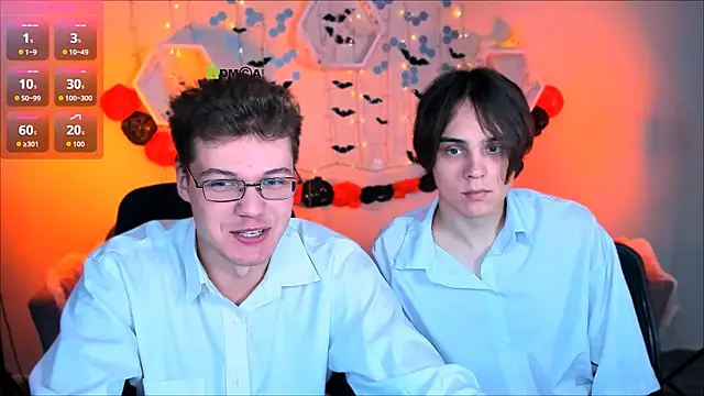 lucas long  online show from October 25, 8:44 am