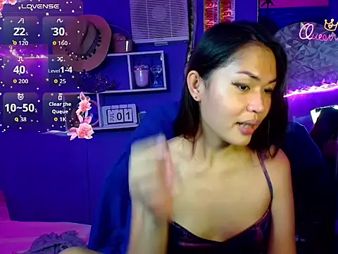 urgirljane online show from June 30, 5:34 pm