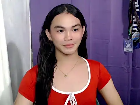 urgirljane online show from November 21, 1:13 pm