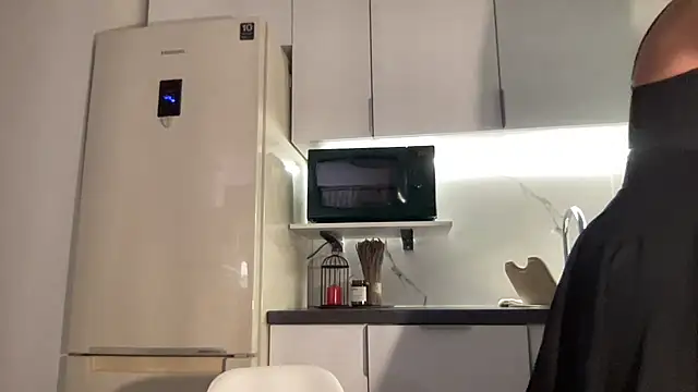 Gidelii online show from October 18, 3:04 pm