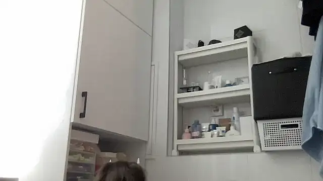 Gidelii online show from October 31, 6:34 pm