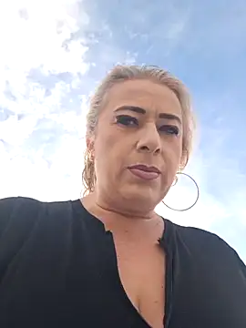 sofiacurvy 45 online show from May 26, 9:14 pm