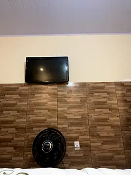 morenaluaa online show from November 4, 1:54 am