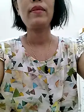 love sexy090 online show from May 16, 1:52 am