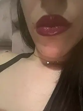 Mimisixo online show from May 6, 11:09 pm